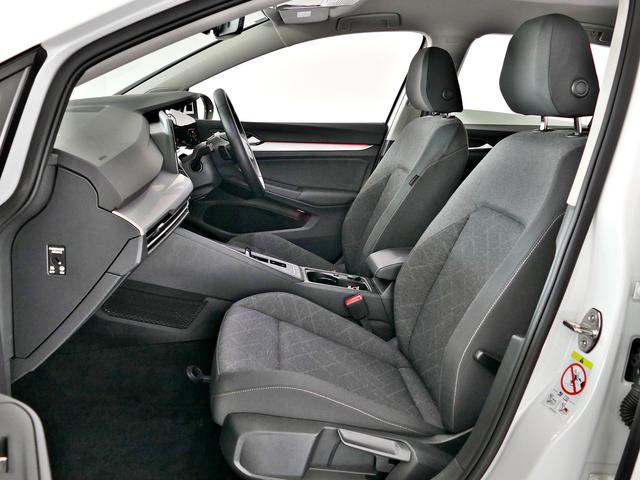 ゴルフ ＴＤＩアクティブアドバンス　プラチナムエディション　ナビ　テクノロジー　１７インチアルミ　ＥＴＣ２．０　リアカメラ　歩行者検知エマージェンシーブレーキ　デジタルメーター　追従機能ＡＣＣ　後方支援　後退時衝突防止　前後センサー　駐車支援　トラベルアシスト（14枚目）