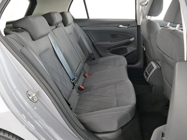 ゴルフ eTSIスタイル ラグジュアリーパッケージ ハーマーカードンスピーカー サンルーフ 純正ナビゲーション TV バックカメラ IQヘッドライト 1オーナー 禁煙車 認定中古車(12枚目)