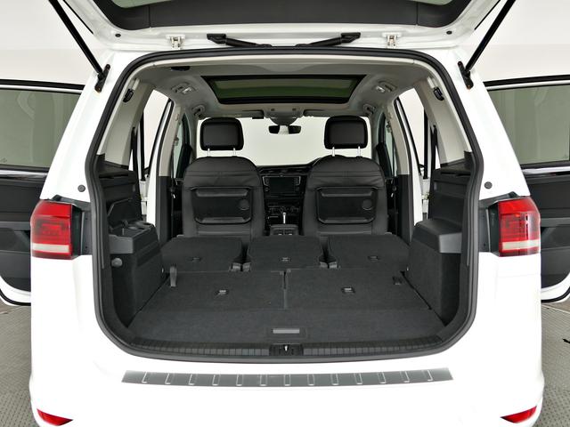 ゴルフトゥーラン TSI ハイライン パノラマスラィディングルーフ 純正ナビ ETC2.0 リアカメラ 歩行者検定エマージェンシーブレーキ 追従機能ACC LEDライト認定中古車(29枚目)