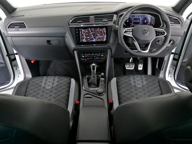 ティグアン ＴＳＩ　４モーション　Ｒライン　純正ナビ　バックカメラ　障害物センサー　ＬＥＤＩＱライト　歩行者検知エマージェンシーブレーキ　トラベルアシスト　追従機能ＡＣＣ　レーンチェエンジアシスト　後方死角検知機能　認定中古車（22枚目）