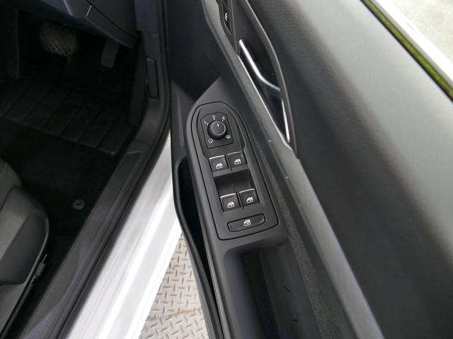 ゴルフヴァリアント ｅＴＳＩ　アクティブ　ＳＳＤＮＡＶＩ　ＡＣＣ（38枚目）