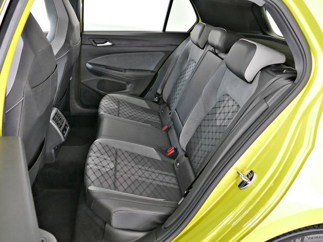 ゴルフ ｅＴＳＩ　Ｒライン　ナビ　デジタルメーター　ＥＴＣ２．０　リアカメラ　歩行者検知エマージェンシーブレーキ　デジタルメーター　追従機能ＡＣＣ　後方支援　後退時衝突防止　前後センサー　トラベルアシスト　認定中古車（16枚目）