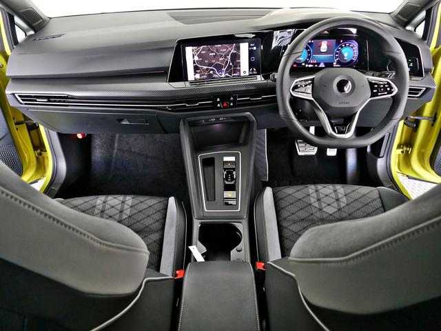 ゴルフ ｅＴＳＩ　Ｒライン　ナビ　デジタルメーター　ＥＴＣ２．０　リアカメラ　歩行者検知エマージェンシーブレーキ　デジタルメーター　追従機能ＡＣＣ　後方支援　後退時衝突防止　前後センサー　トラベルアシスト　認定中古車（22枚目）