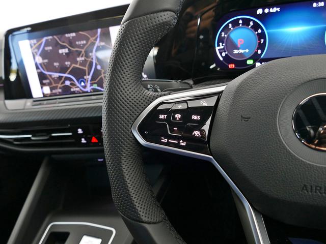 ゴルフ ｅＴＳＩ　Ｒライン　ナビ　デジタルメーター　ＥＴＣ２．０　リアカメラ　歩行者検知エマージェンシーブレーキ　デジタルメーター　追従機能ＡＣＣ　後方支援　後退時衝突防止　前後センサー　トラベルアシスト　認定中古車（32枚目）