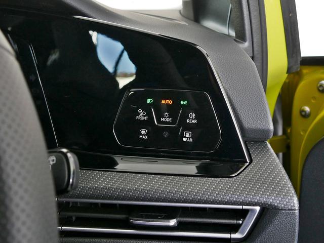 ゴルフ ｅＴＳＩ　Ｒライン　ナビ　デジタルメーター　ＥＴＣ２．０　リアカメラ　歩行者検知エマージェンシーブレーキ　デジタルメーター　追従機能ＡＣＣ　後方支援　後退時衝突防止　前後センサー　トラベルアシスト　認定中古車（42枚目）