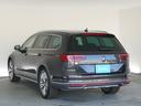 ＴＤＩ　４モーション　アドバンス　パノラマスラィディングルーフ　ディーゼル４ＷＤ　レザーシート　純正ナビ　ＥＴＣ２．０　リアカメラ　エマージェンシーブレーキ機能　後方支援後退時衝突防止機能　　追従機能ＡＣＣ　認定中古車（24枚目）