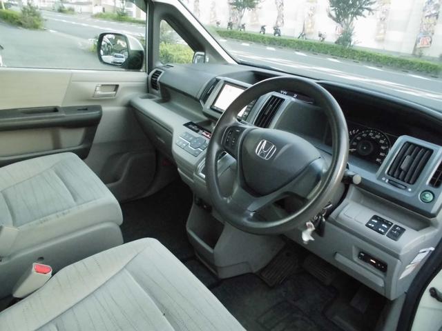 ステップワゴン Ｇ　Ｌパッケージ　両側パワースライドドア　純正ナビ地デジＴｖバックカメラ　ＥＴＣ　フォグランプ（9枚目）