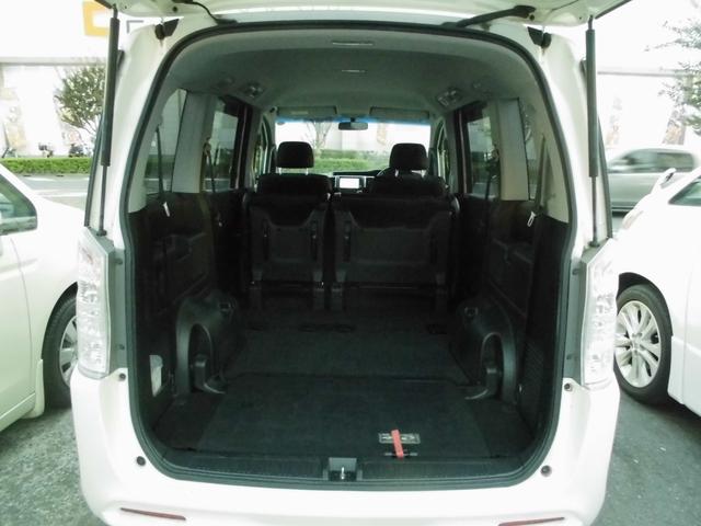 ステップワゴンスパーダ Z 両側パワースライドドア 純正ナビ地デジTV バックカメラ ETC フォグランプ(17枚目)