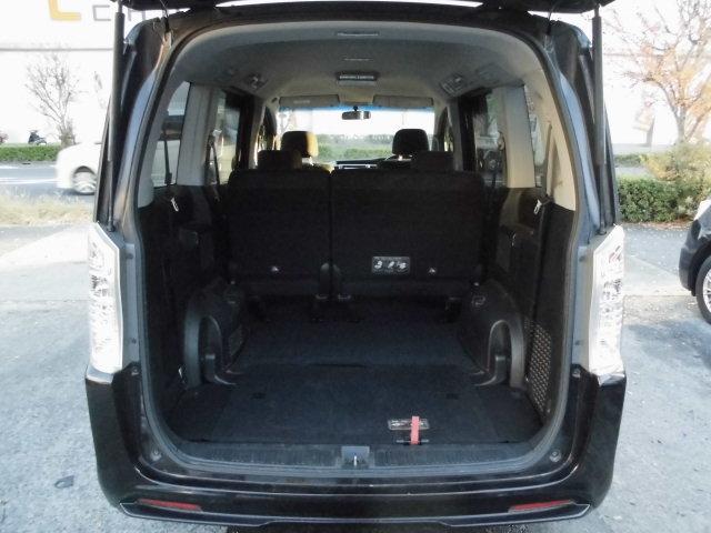 ステップワゴンスパーダ Ｚ　両側パワースライドドア　地デジＴＶ後席フリップダウンモニター　バックカメラ　フォグランプ　ＥＴＣ（22枚目）