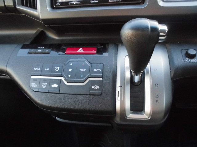 ステップワゴンスパーダ Ｚ　両側パワースライドドア　地デジＴＶ後席フリップダウンモニター　バックカメラ　フォグランプ　ＥＴＣ（36枚目）