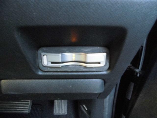 ステップワゴンスパーダ Ｚ　両側パワースライドドア　地デジＴＶ後席フリップダウンモニター　バックカメラ　フォグランプ　ＥＴＣ（40枚目）