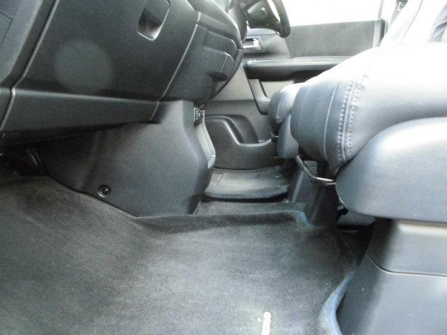 ステップワゴンスパーダ Ｚ　両側パワースライドドア　純正フルセグナビ　バックカメラ　フォブランプＥＴＣ（13枚目）