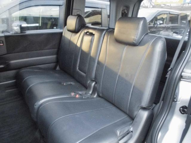 ステップワゴンスパーダ Ｚ　両側パワースライドドア　純正フルセグナビ　バックカメラ　フォブランプＥＴＣ（19枚目）