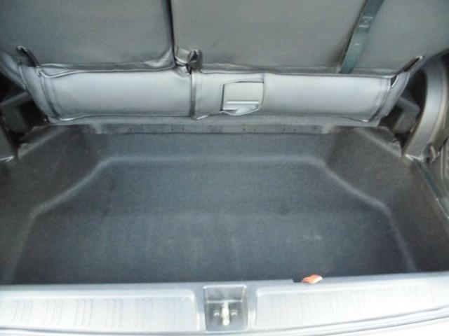 ステップワゴンスパーダ Ｚ　両側パワースライドドア　純正フルセグナビ　バックカメラ　フォブランプＥＴＣ（27枚目）