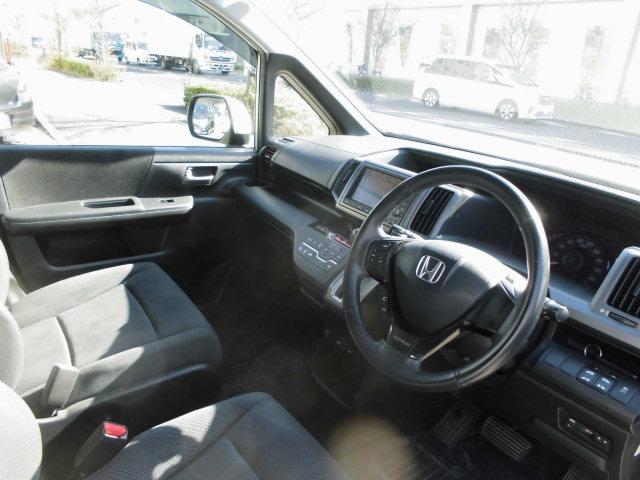 ステップワゴンスパーダ Ｚ　両側パワースライドドア　フルセグナビバックカメラ　後席フリップダウンモニター　マルチビューモニター　ＥＴＣ　フォグランプ（9枚目）