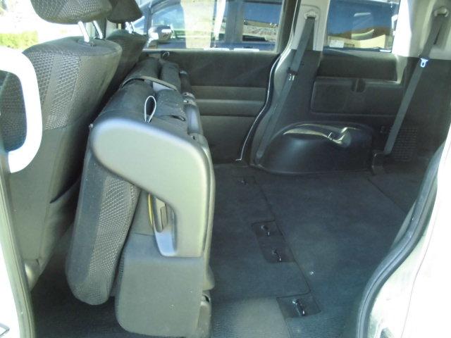 ステップワゴンスパーダ Ｚ　両側パワースライドドア　フルセグナビバックカメラ　後席フリップダウンモニター　マルチビューモニター　ＥＴＣ　フォグランプ（15枚目）