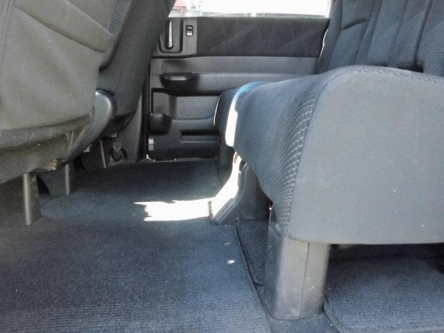 ステップワゴンスパーダ Ｚ　両側パワースライドドア　フルセグナビバックカメラ　後席フリップダウンモニター　マルチビューモニター　ＥＴＣ　フォグランプ（20枚目）