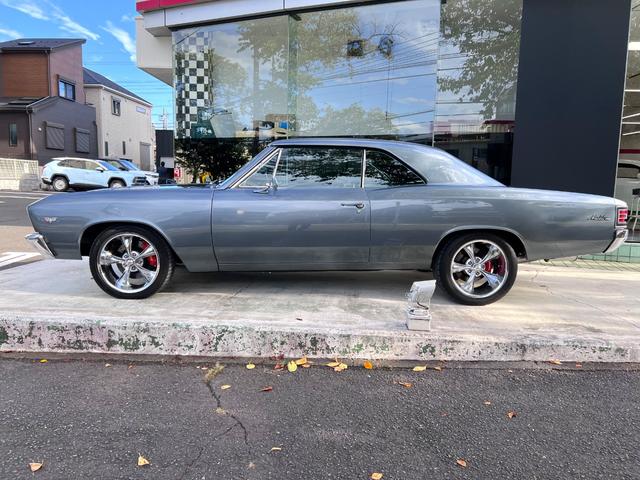 シボレーシェベル マリブ　１９６７年モデル　ＭＳＤ　アルミラジエーター　電動ファン　エアコン　追加メーター　ウィルウッドＤｉｓｃブレーキ（4枚目）