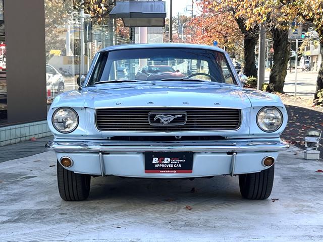 マスタング ハードトップ　２８９ｃｉ　ＢＣＤ自社輸入車　ＭＳＤ　パワステ　エーデルブロックキャブレター　電動ファン　ヴィンテージエア　ディスクブレーキ　ビッグサイズラジエーター（2枚目）
