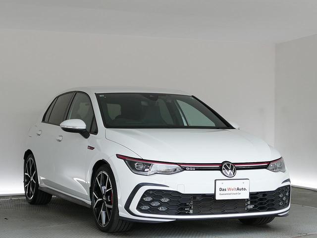 ゴルフＧＴＩ ベースグレード　フォルクスワーゲン認定中古車　禁煙　純正ナビゲーション　ＥＴＣ　リアカメラ　アダプティブクルーズコントロール　純正アルミホイール（5枚目）