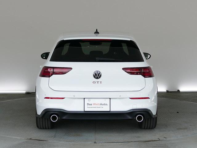 ゴルフＧＴＩ ベースグレード　フォルクスワーゲン認定中古車　禁煙　純正ナビゲーション　ＥＴＣ　リアカメラ　アダプティブクルーズコントロール　純正アルミホイール（27枚目）