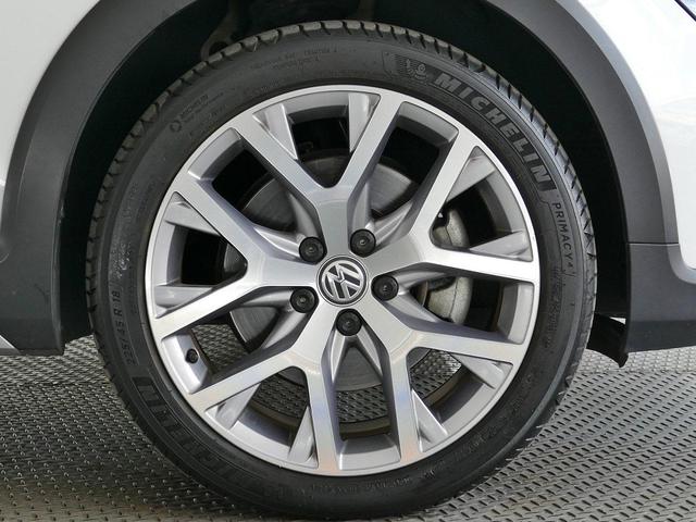 ゴルフオールトラック TSI 4モーション アップグレードパッケージ フォルクスワーゲン認定中古車 4WD 黒革 純正ナビゲーション ETC リアカメラ アダプティブクルーズコントロール 純正アルミホイール(16枚目)