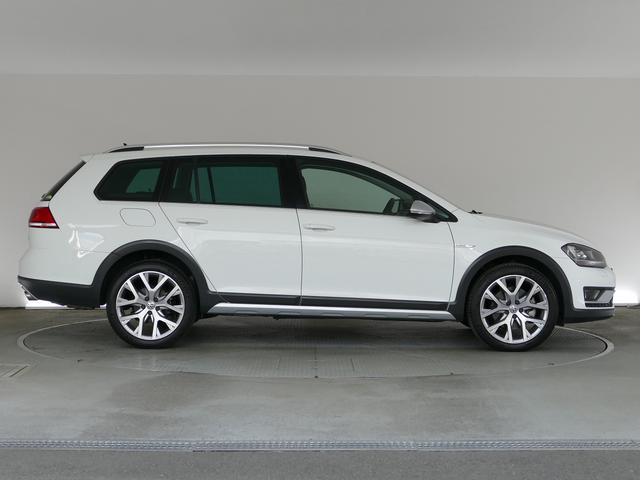 ゴルフオールトラック TSI 4モーション アップグレードパッケージ フォルクスワーゲン認定中古車 4WD 黒革 純正ナビゲーション ETC リアカメラ アダプティブクルーズコントロール 純正アルミホイール(66枚目)