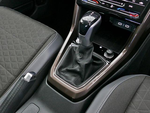 T-クロス カッパースタイル フォルクスワーゲン認定中古車 禁煙 元社用車 限定車 純正ナビゲーション ETC リアカメラ アダプティブクルーズコントロール 純正アルミホイール(39枚目)