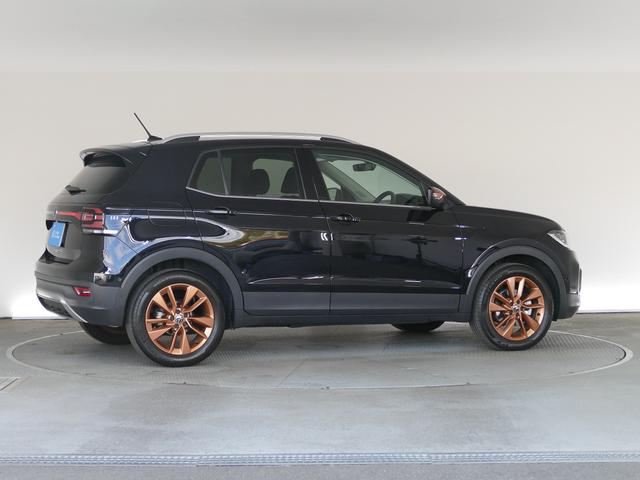 T-クロス カッパースタイル フォルクスワーゲン認定中古車 禁煙 元社用車 限定車 純正ナビゲーション ETC リアカメラ アダプティブクルーズコントロール 純正アルミホイール(62枚目)