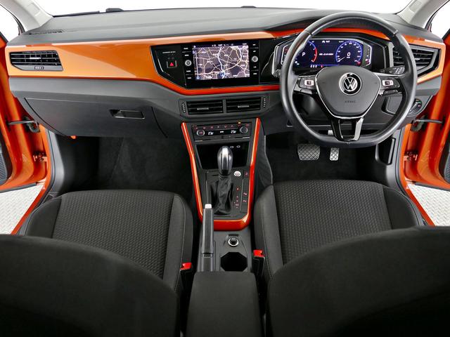 ポロ TSIコンフォートライン フォルクスワーゲン認定中古車 禁煙 純正ナビゲーション ETC リアカメラ アダプティブクルーズコントロール 純正アルミホイール セーフティPKG(17枚目)