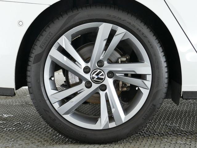ゴルフヴァリアント ｅＴＳＩ　Ｒライン　フォルクスワーゲン認定中古車　禁煙　純正ナビゲーション　ＥＴＣ　リアカメラ　アダプティブクルーズコントロール　純正アルミホイール（15枚目）