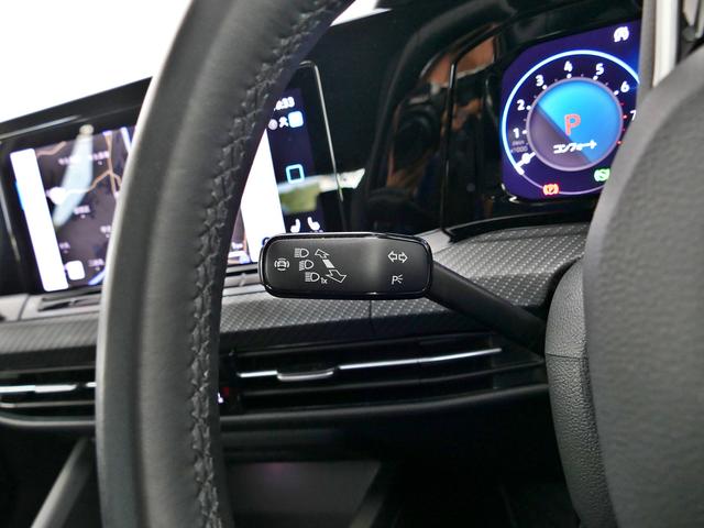 ゴルフヴァリアント ｅＴＳＩ　Ｒライン　フォルクスワーゲン認定中古車　禁煙　純正ナビゲーション　ＥＴＣ　リアカメラ　アダプティブクルーズコントロール　純正アルミホイール（33枚目）