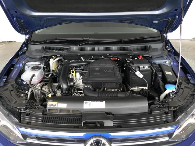 ポロ TSIコンフォートライン フォルクスワーゲン認定中古車 禁煙 純正ナビゲーション ETC リアカメラ アダプティブクルーズコントロール 純正アルミホイール(8枚目)