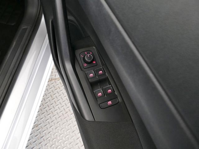 ポロ TSIコンフォートライン フォルクスワーゲン認定中古車 禁煙 純正ナビゲーション ETC リアカメラ ハロゲンヘッドランプ テクノロジーPKG 純正アルミホイール(40枚目)