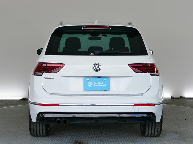 ティグアン ＴＳＩ　Ｒライン　フォルクスワーゲン認定中古車　禁煙　純正ナビゲーション　ＥＴＣ　リアカメラ　アダプティブクルーズコントロール　純正アルミホイール　専用エアロ（5枚目）