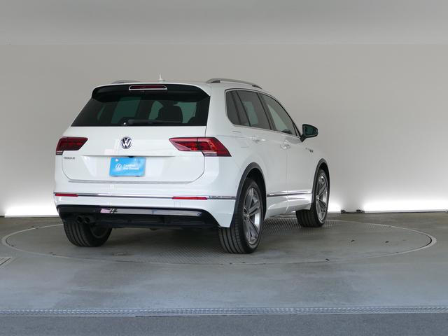 ティグアン ＴＳＩ　Ｒライン　フォルクスワーゲン認定中古車　禁煙　純正ナビゲーション　ＥＴＣ　リアカメラ　アダプティブクルーズコントロール　純正アルミホイール　専用エアロ（58枚目）