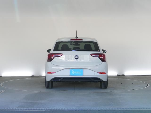 ポロ ＴＳＩアクティブ　フォルクスワーゲン認定中古車　禁煙　１オーナー　純正ナビゲーション　ＥＴＣ　リアカメラ　アダプティブクルーズコントロール　純正アルミホイール　テクノロジーＰＫＧ（59枚目）