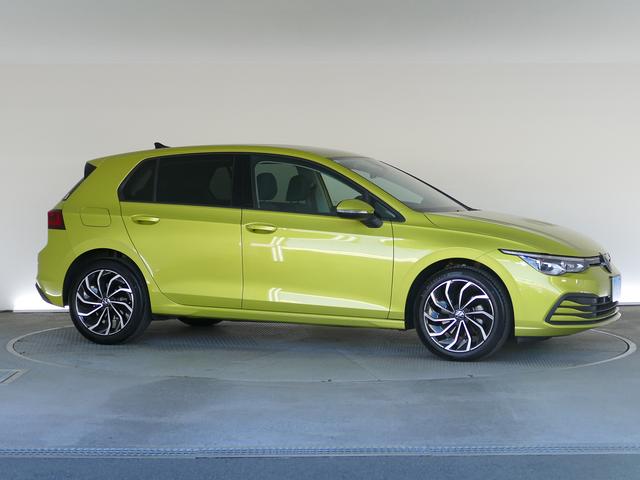 ゴルフ eTSIアクティブ プラチナムエディション フォルクスワーゲン認定中古車 禁煙 純正ナビゲーション ETC リアカメラ アダプティブクルーズコントロール 純正アルミホイール(62枚目)