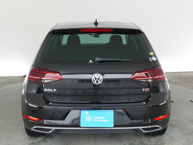 ゴルフ ＴＳＩハイライン　フォルクスワーゲン認定中古車　禁煙　黒革　純正ナビゲーション　ＥＴＣ　リアカメラ　アダプティブクルーズコントロール　純正アルミホイール（5枚目）