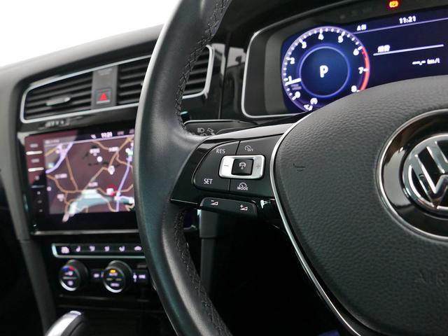 ゴルフ ＴＳＩハイライン　フォルクスワーゲン認定中古車　禁煙　黒革　純正ナビゲーション　ＥＴＣ　リアカメラ　アダプティブクルーズコントロール　純正アルミホイール（30枚目）