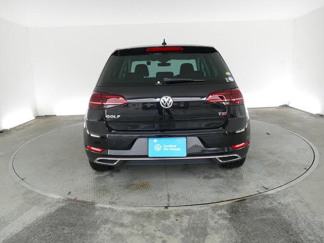 ゴルフ ＴＳＩハイライン　フォルクスワーゲン認定中古車　禁煙　黒革　純正ナビゲーション　ＥＴＣ　リアカメラ　アダプティブクルーズコントロール　純正アルミホイール（57枚目）