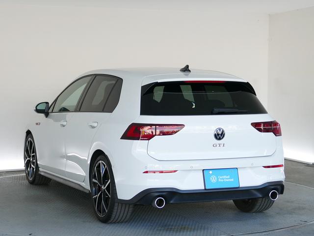 �n�C�Z���X�ȃf�U�C���ł���Ȃ���ߏ�ȉ����o�����T���߂ɂ����O���̂��Ȃ��t�H�������t�H���N�X���[�Q���̖��͂ł��B