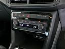 運転席と助手席で別々の温度に設定が出来る2ゾーンフルオートです。運転手の方、助手席の方でお好きな温度で快適ドライブをお楽しみいただけます。