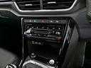 運転席と助手席で別々の温度に設定が出来る2ゾーンフルオートです。運転手の方、助手席の方でお好きな温度で快適ドライブをお楽しみいただけます。