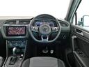 ＴＳＩ　Ｒライン　フォルクスワーゲン認定中古車　禁煙　純正ナビゲーション　ＥＴＣ　リアカメラ　アダプティブクルーズコントロール　純正アルミホイール　専用エアロ（26枚目）
