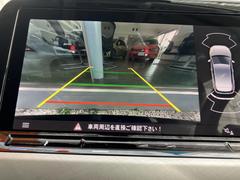 後方画像にはガイドラインとセンサーが反映されてお車の後退時の安全性をサポートしてくれて安心です 7