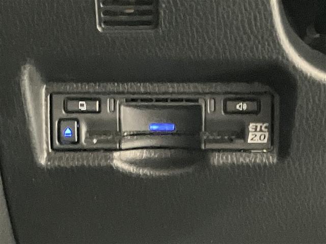 ノア Ｓ－Ｚ　フルセグナビＴＶ　バックカメラ　後席モニター　　シートヒーター　ＥＴＣ２０アルミホイール　クルーズコントロール　盗難防止装置　ＬＥＤライト　両側自動ドア　ワンオーナー　三列シート　ＤＶＤ再生（10枚目）
