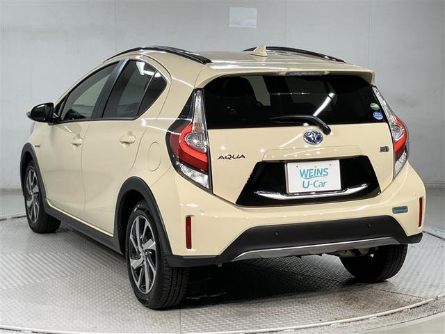 アクア クロスオーバー　ナビＴＶ　バックカメラ　ＥＴＣ　衝突回避ブレーキ　クリアランスソナー　メディアプレイヤー接続　整備手帳　イモビライザー　ナビＴＶ　エアコン　１オ－ナ－　ＥＳＣ　記録簿　アルミホイール　キーフリー（4枚目）