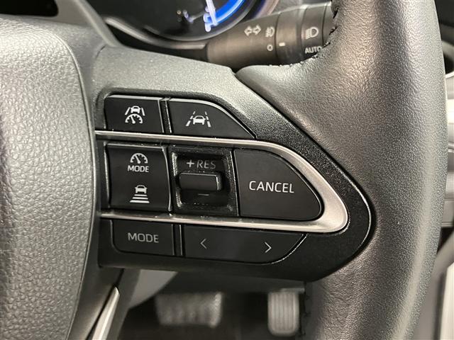 ノア ハイブリッドＳ－Ｚ　後席モニター　大型フルセグナビＴＶ　全周囲カメラ　シートヒーター　ＤＶＤ再生　ＥＴＣ２．０　パワーバックドア　　オートクルーズコントロール　両側自動ドア　ＬＥＤランプ　バックモニター　ＡＣ１００Ｖ（17枚目）