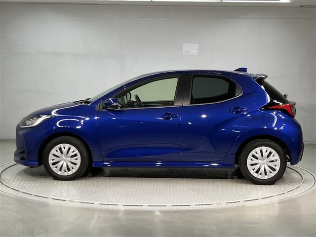 ヤリス Ｚ　ナビＴＶ　バックカメラ　シートヒーター　ＥＴＣ　サイドＳＲＳ　ＡＡＣ　ＤＶＤ再生　スマキー　横滑防止装置　キーフリー　１オーナー　ＬＥＤランプ　パワーウインドウ　定期点検記録簿　衝突回避ブレーキ（2枚目）